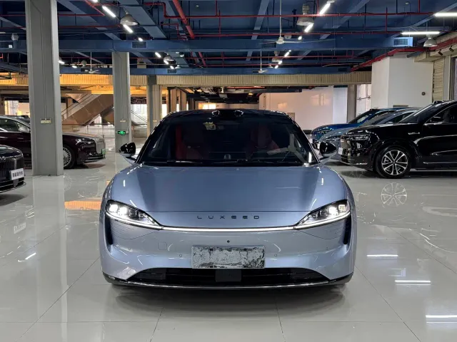 Luxeed S7 — Фото автомобиля 2