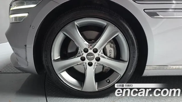 Genesis G80 RG3 — Фото автомобиля 5