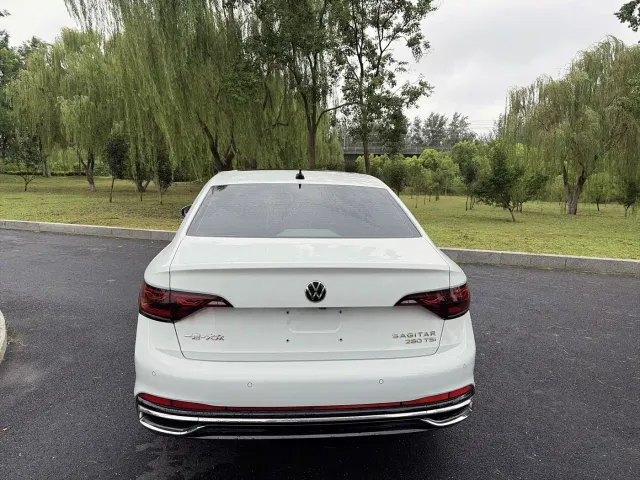 Volkswagen Sagitar — Фото автомобиля 7