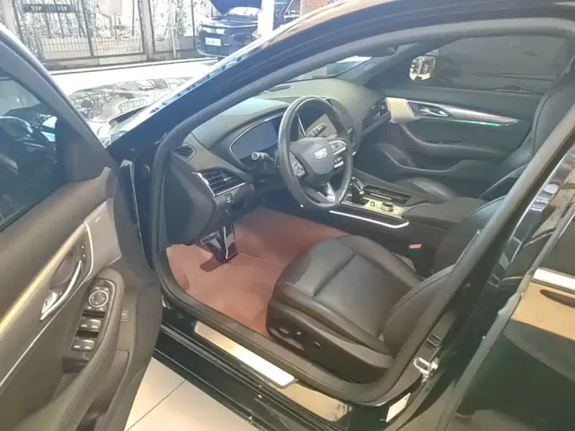 Cadillac CT5 — Фото автомобиля 15