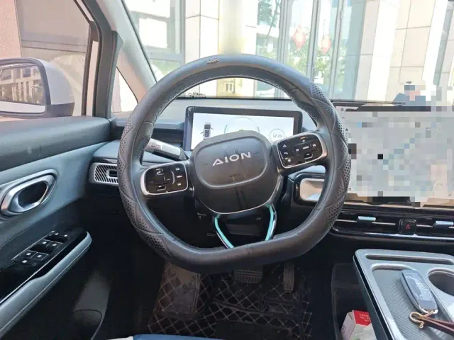 GAC Aion Y — Фото автомобиля 11