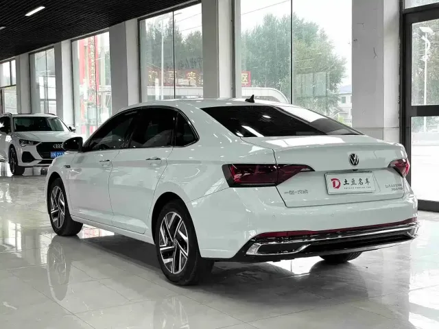 Volkswagen Sagitar — Фото автомобиля 4