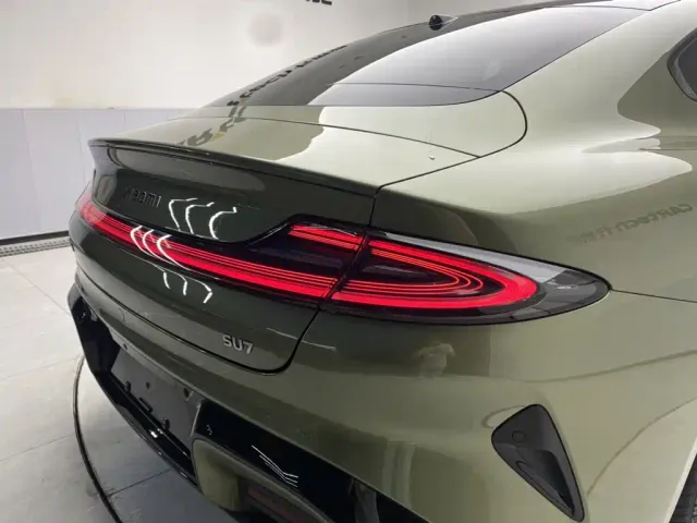 Xiaomi SU7 — Фото автомобиля 10