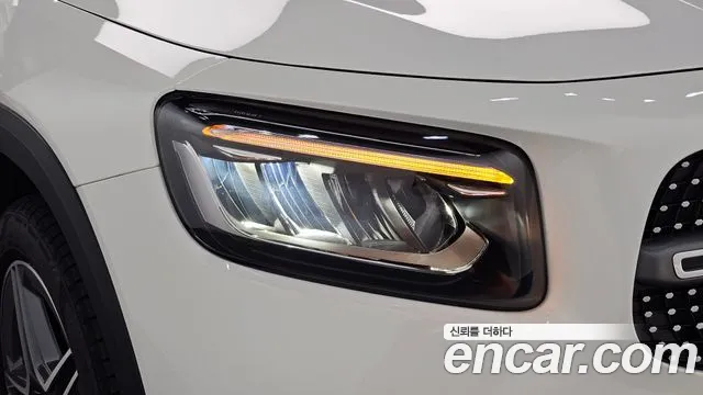Mercedes-Benz GLB-Class — Фото автомобиля 4