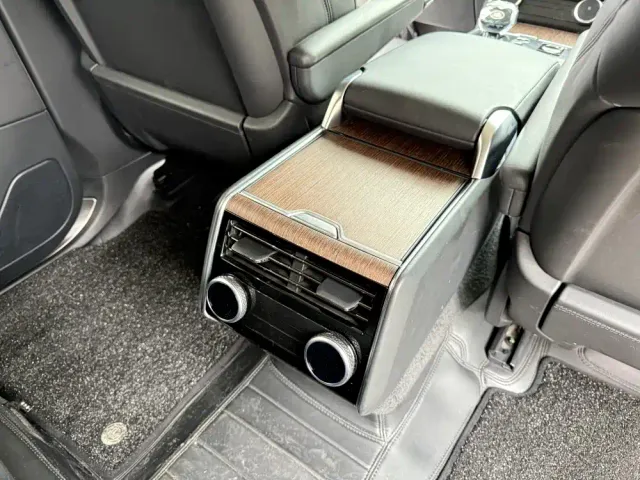 Land Rover Range Rover — Фото автомобиля 18