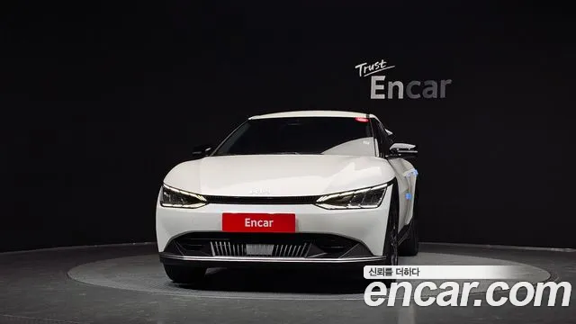Kia EV6 — Фото автомобиля 3
