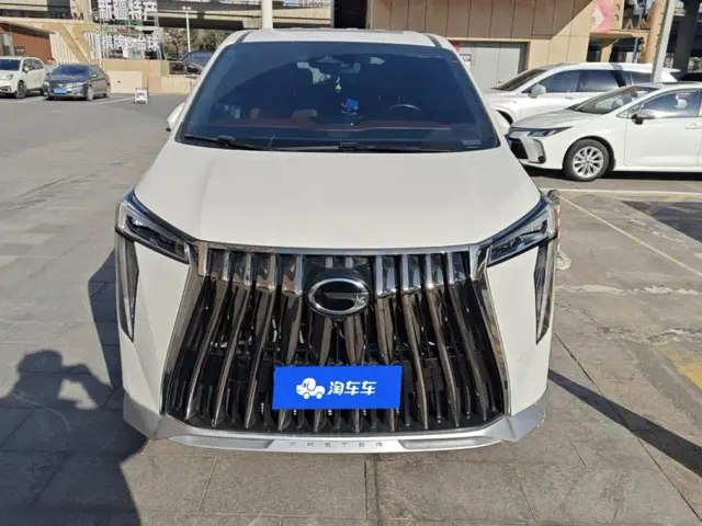 GAC Trumpchi M8 — Фото автомобиля 2