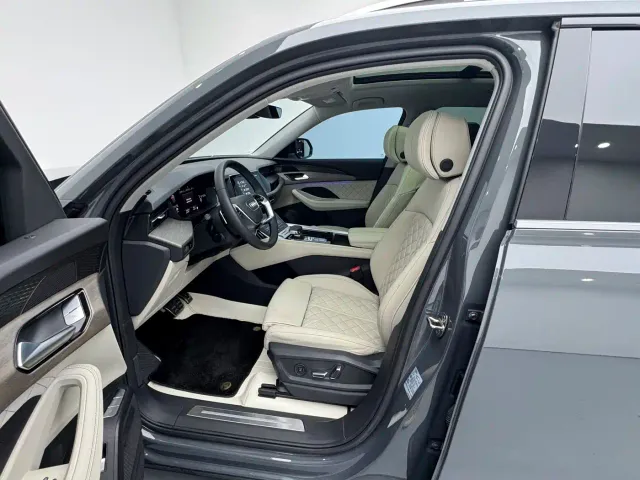 Audi Q6 — Фото автомобиля 13