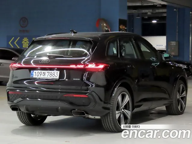 Audi Q5 45 TFSI quattro S Line — Фото автомобиля 3