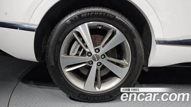 Genesis GV80 — Фото автомобиля 5