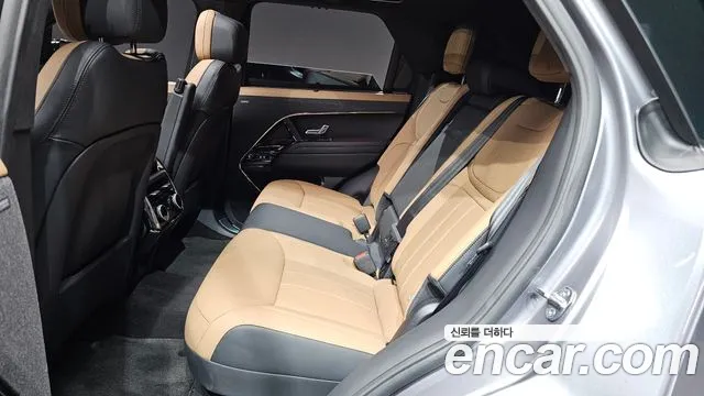 Land Rover Range Rover Sport — Фото автомобиля 3