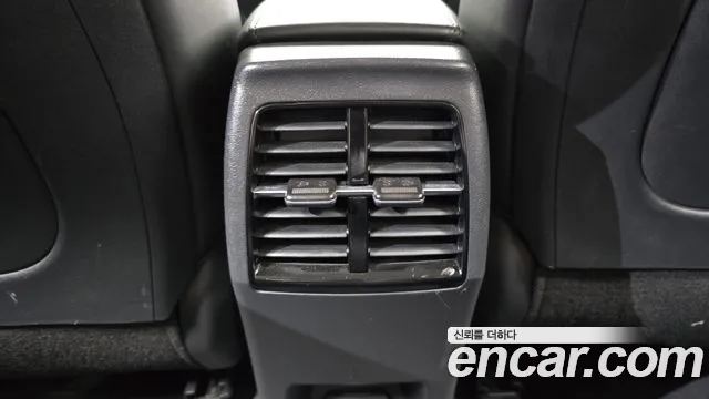 Kia Niro The All New — Фото автомобиля 30