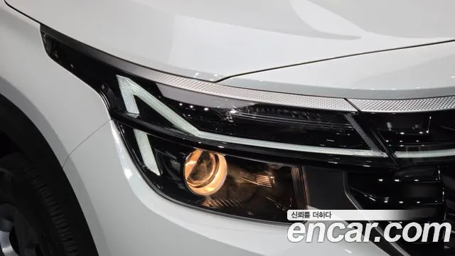Kia Seltos New — Фото автомобиля 7