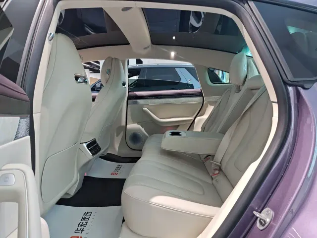 Luxeed S7 — Фото автомобиля 6