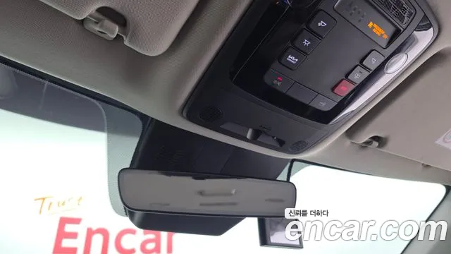 Kia Carnival 4th Gen — Фото автомобиля 25