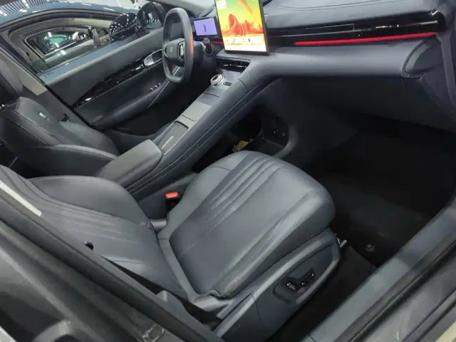 Geely Galaxy E5 — Фото автомобиля 8