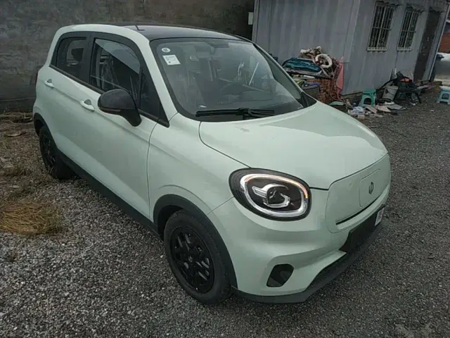 Leapmotor T03 — Фото автомобиля 21