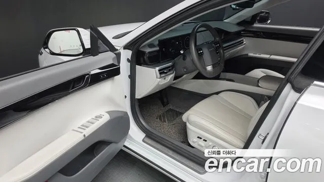 Hyundai Grandeur GN7 — Фото автомобиля 15