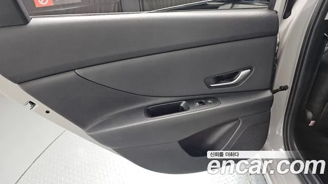 Hyundai Avante — Фото автомобиля 14