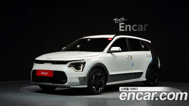 Фотография автомобиля — Kia Niro