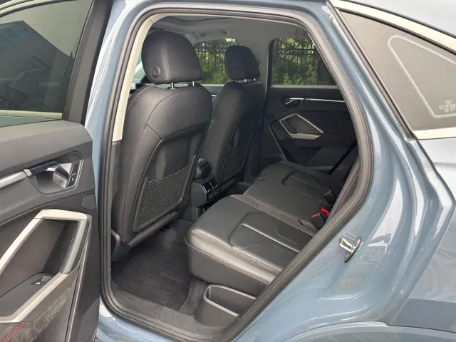 Audi Q3 — Фото автомобиля 7