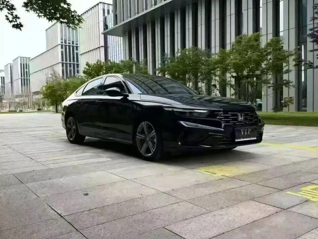 Honda Accord — Фото автомобиля 8
