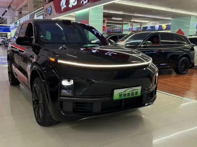 Li Auto L9 — Фото автомобиля 3