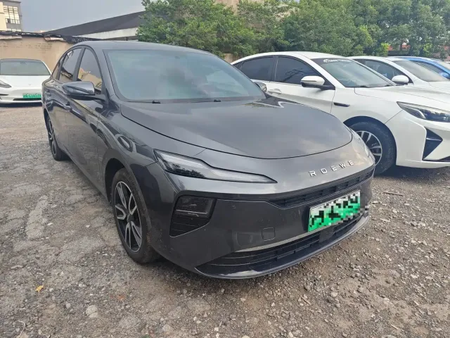 Roewe D6 — Фото автомобиля 3