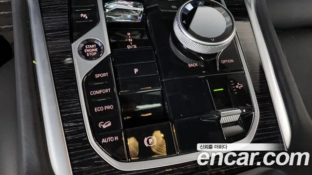 BMW X6 xDrive40i M Sport — Фото автомобиля 6