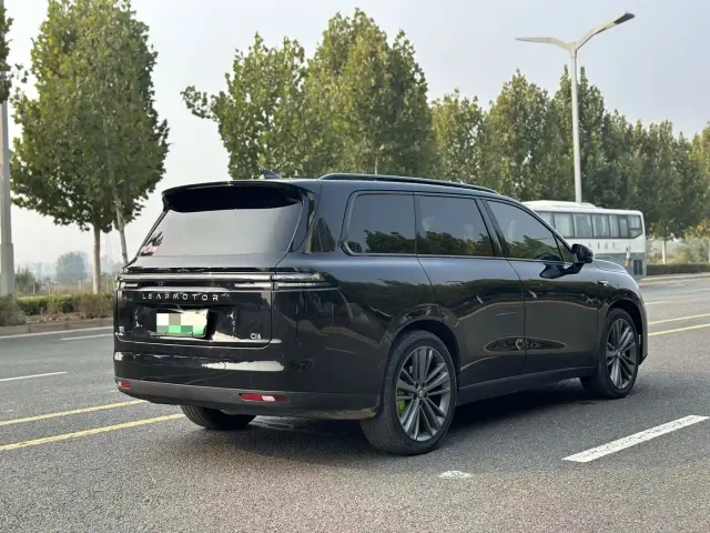 Leapmotor C16 — Фото автомобиля 11