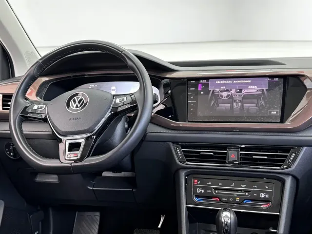 Volkswagen Tharu — Фото автомобиля 7