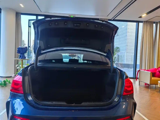 BMW 1 Series — Фото автомобиля 6