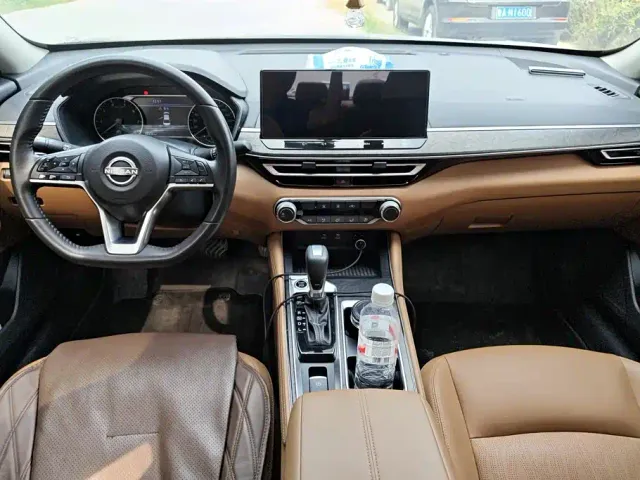 Nissan Teana — Фото автомобиля 12