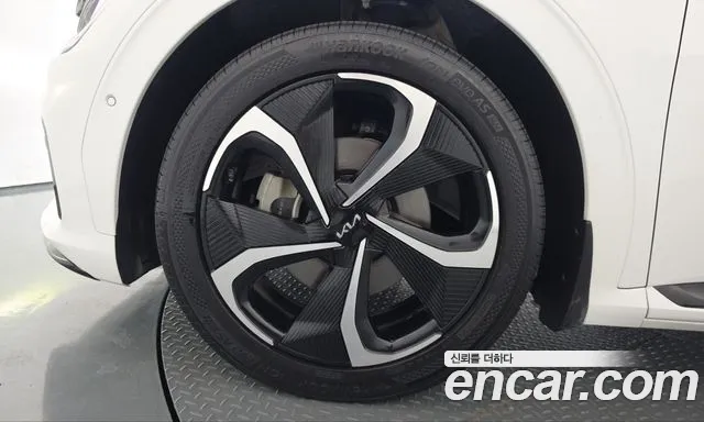 Kia EV6 — Фото автомобиля 5