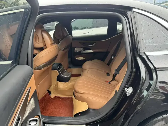 Mercedes-Benz Mercedes-Benz E-Class 2025 E 300 L Fashion — Фото автомобиля 2