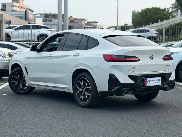 BMW X4 — Фото автомобиля 6