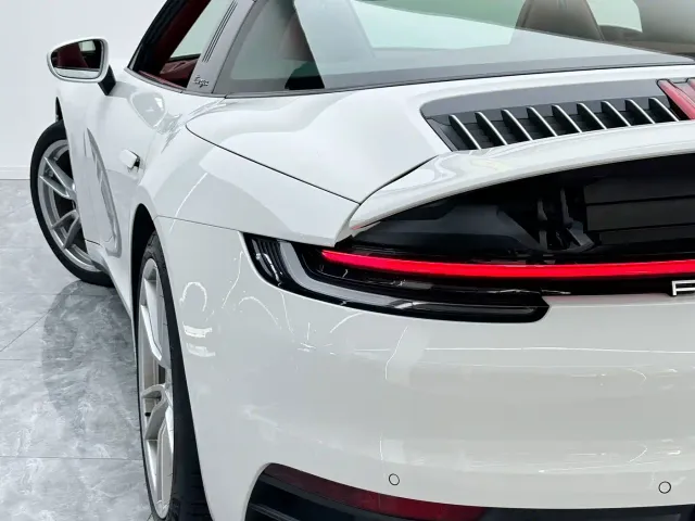 Porsche 911 — Фото автомобиля 28