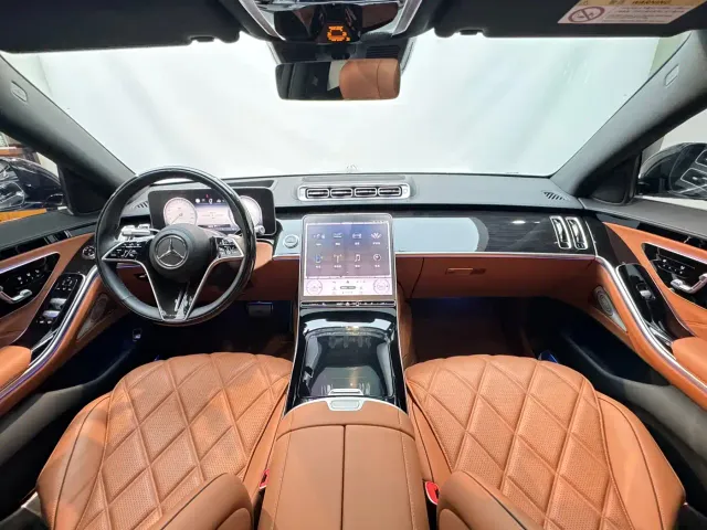 Mercedes-Benz Maybach S-Class — Фото автомобиля 14