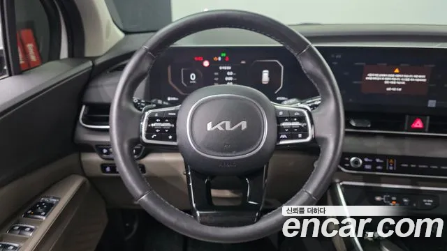 Kia Canival — Фото автомобиля 7
