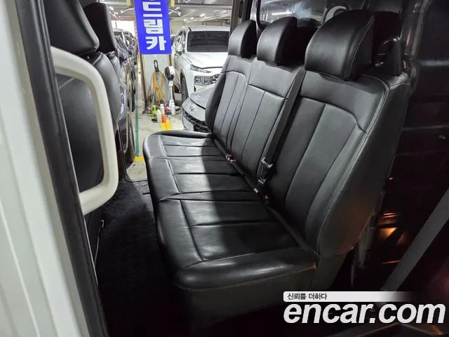 Hyundai Staria Staria Карго 5 мест — Фото автомобиля 14