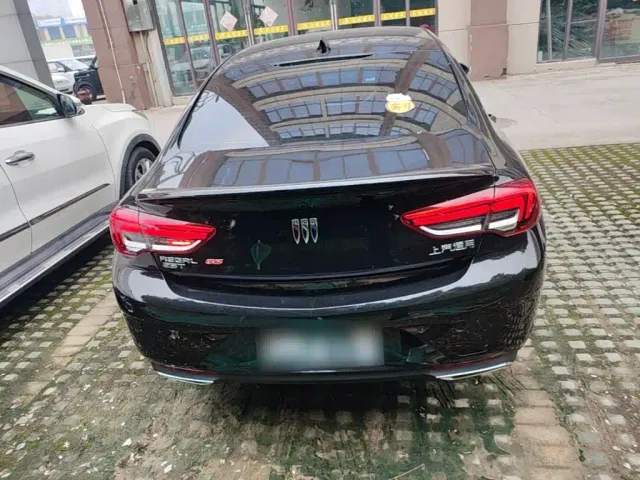 Buick Regal — Фото автомобиля 5