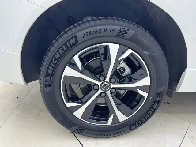 Volvo XC60 — Фото автомобиля 25