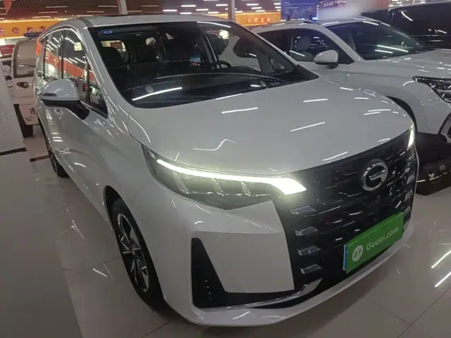 GAC Trumpchi M6 — Фото автомобиля 3