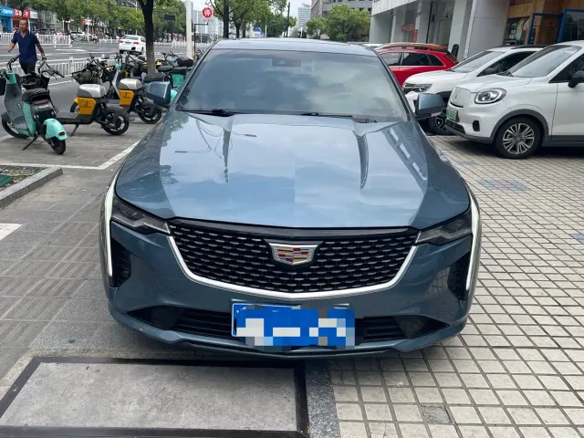 Cadillac CT4 — Фото автомобиля 3