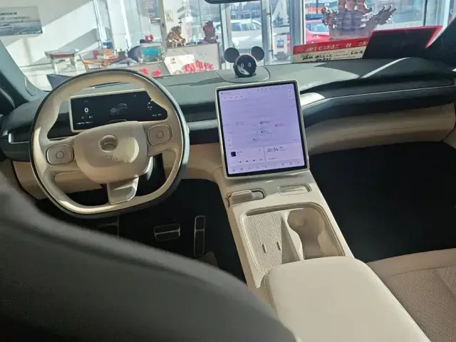 NIO NIO EC7 2023 75kWh — Фото автомобиля 12