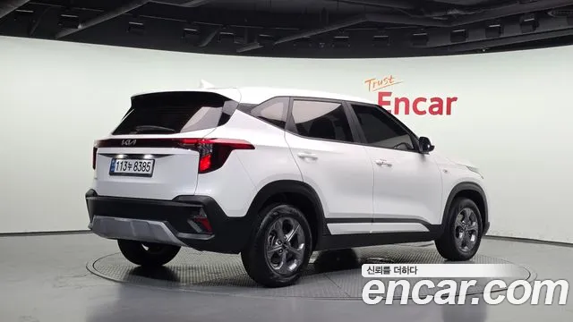 Kia Seltos Бензин 1.6 турбо 2WD — Фото автомобиля 2