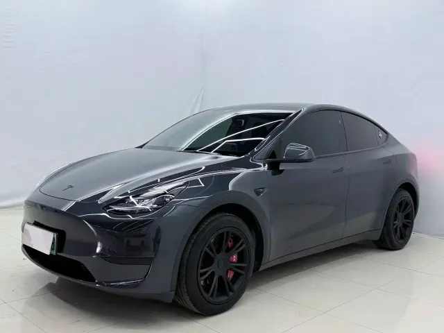 Фотография автомобиля — Tesla Model Y