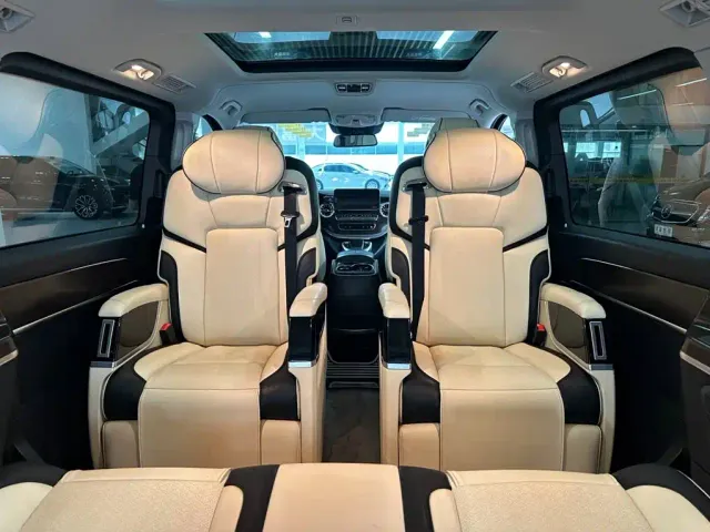 Mercedes-Benz V-Class — Фото автомобиля 19