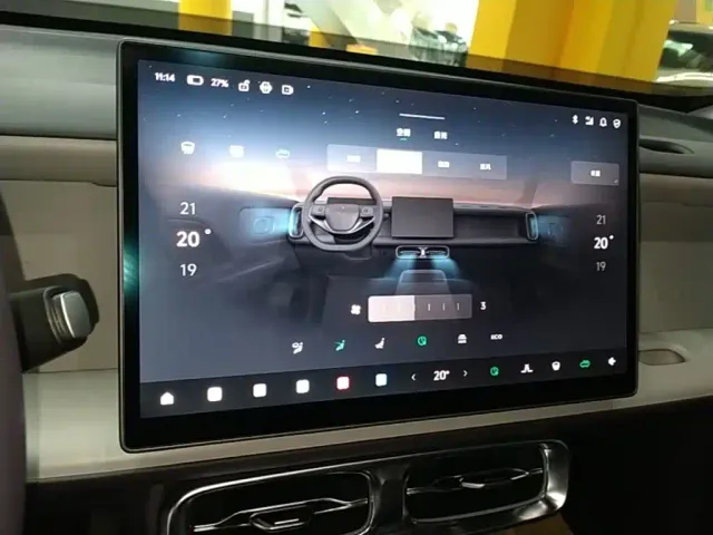 Leapmotor B10 — Фото автомобиля 12