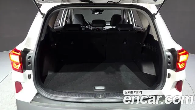 Kia Seltos Seltos Бензин 1.6 турбо 2WD — Фото автомобиля 17